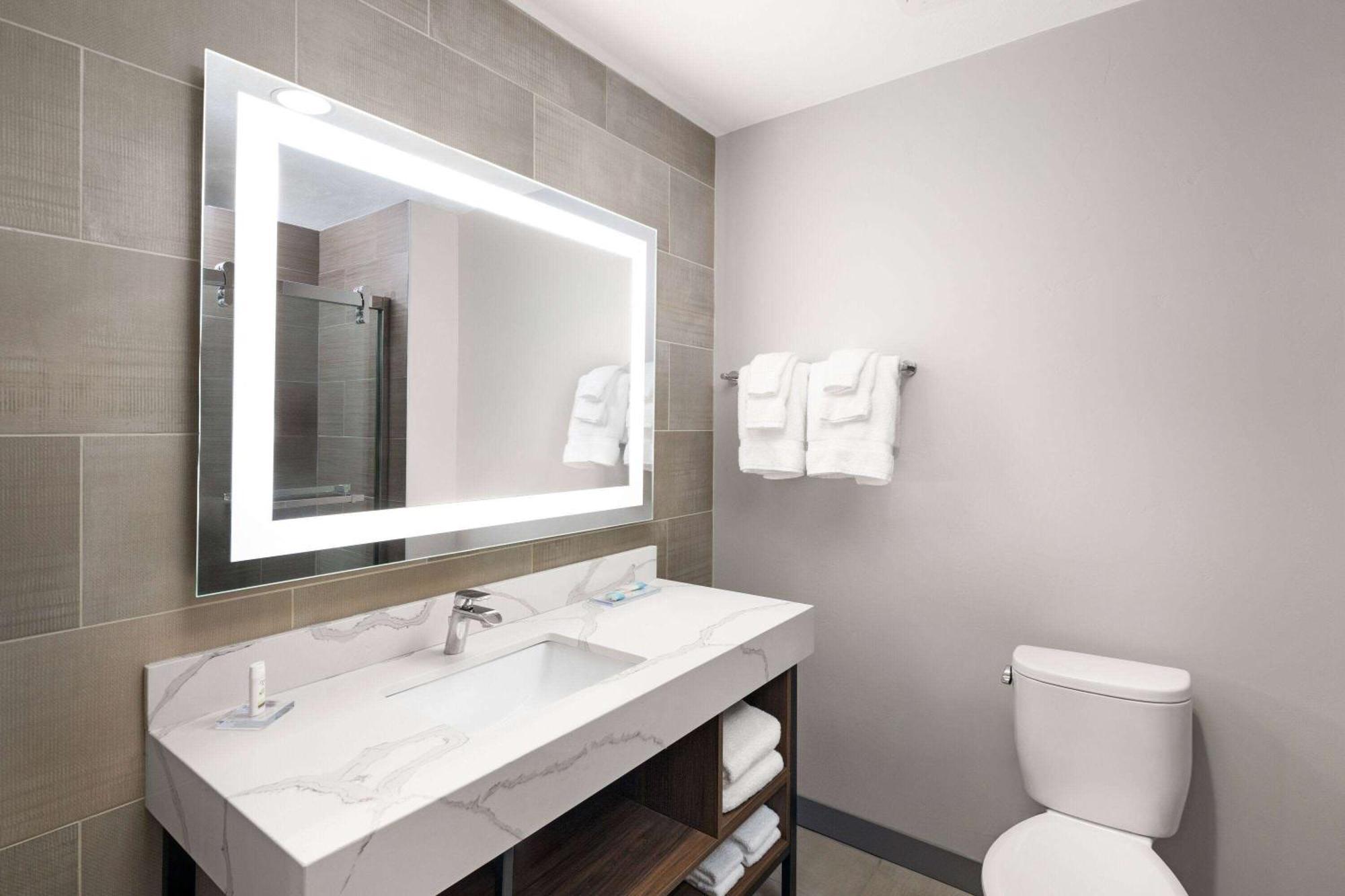 Hawthorn Extended Stay By Wyndham Kingman Exteriör bild